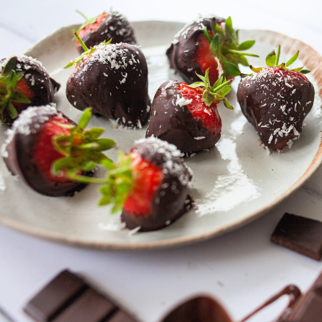 Vegan Chocolate Dipped Strawberries