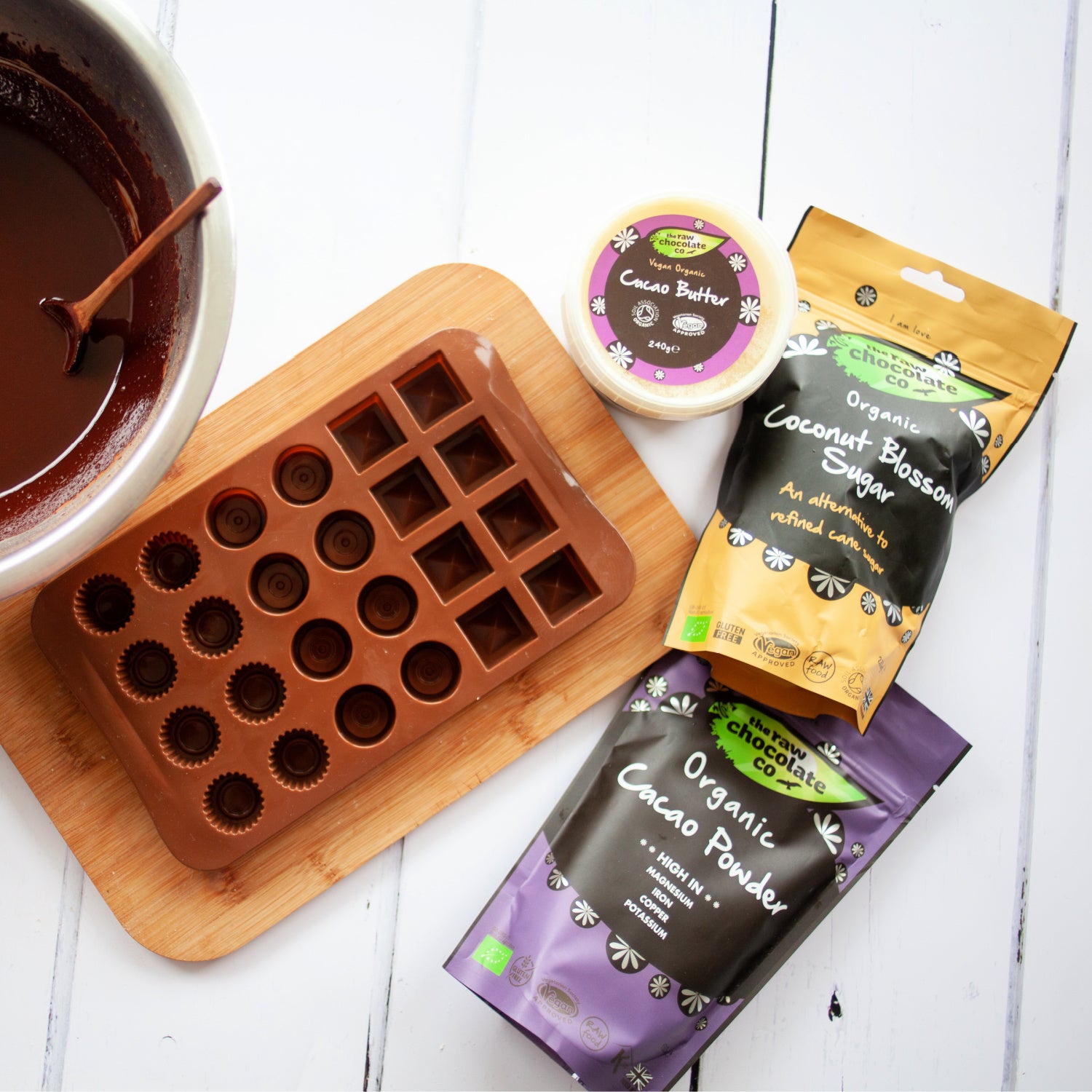 Chocolate Making Kit with Silicon Mould (Gift Hamper optional) - The Raw Chocolate Company 